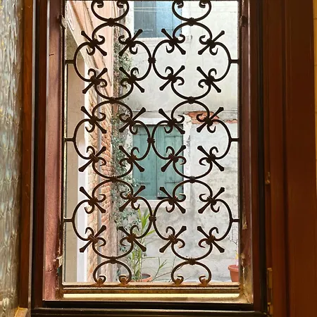 La Dimora Di Sofia Sul Canale A San Stae Venice Exterior photo