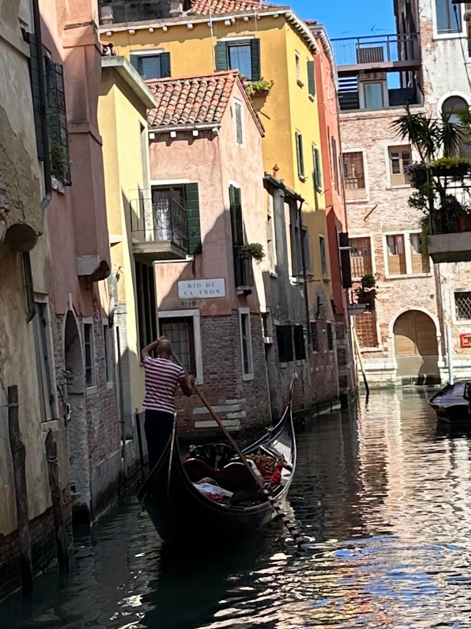 La Dimora Di Sofia Sul Canale A San Stae * Veneza